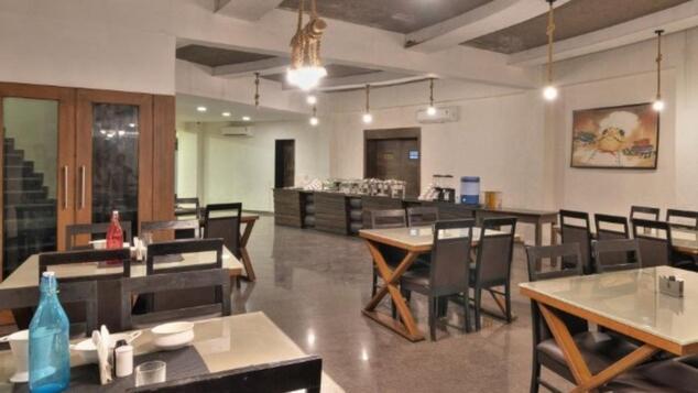 Om Sanctuary Resort By Pinks Hospitality Rupawati Екстер'єр фото